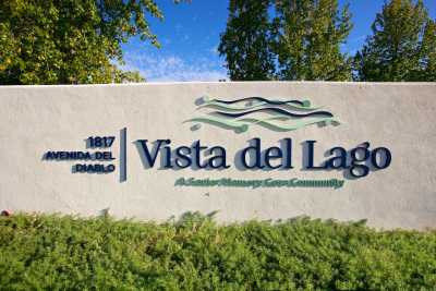 Photo of Vista del Lago